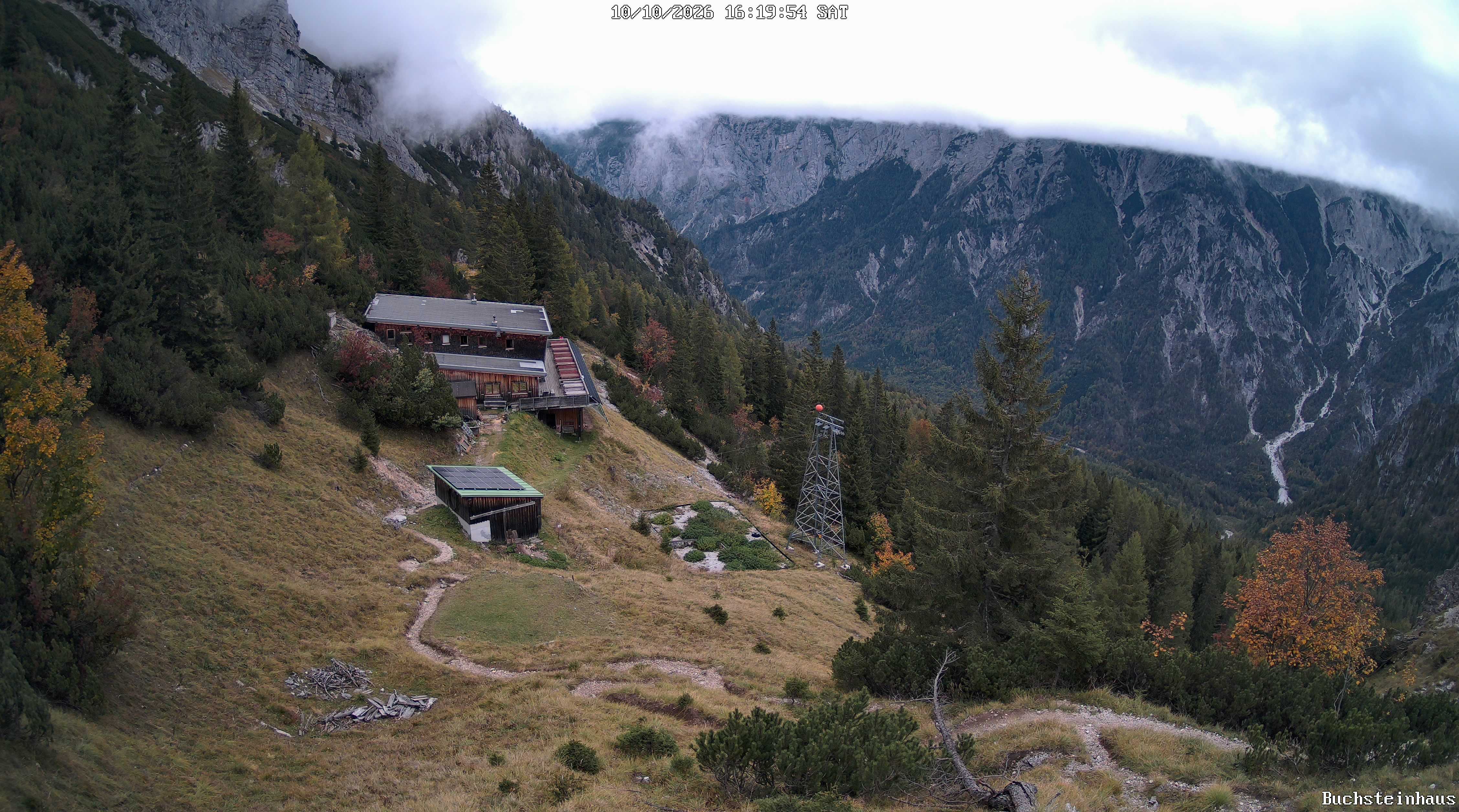 View to the southeast in the Gesäuse National Park